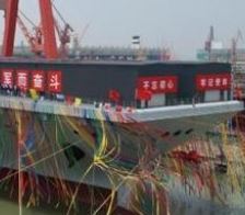 快猫视频网站中国第三艘航母下水 命名福建舰(图1)